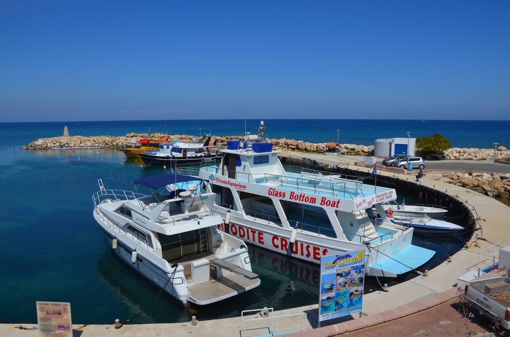 Domino Blue Apartment Paralimni Buitenkant foto